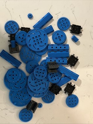 Vex IQ gears 