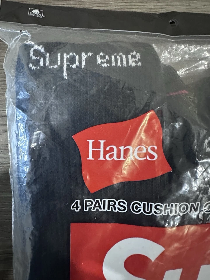 ¡Juego de 4 pares de calcetines negros Supreme Hanes para hombre 6-12 cuello redondo! Auténtico Foto 2 de 4