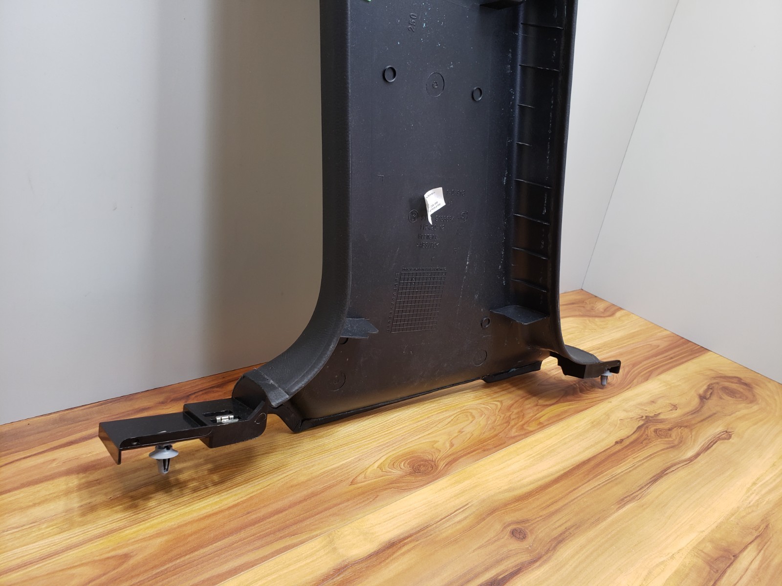 Rolls-Royce Ghost 2010-2014 Front Right Pillar cover Black