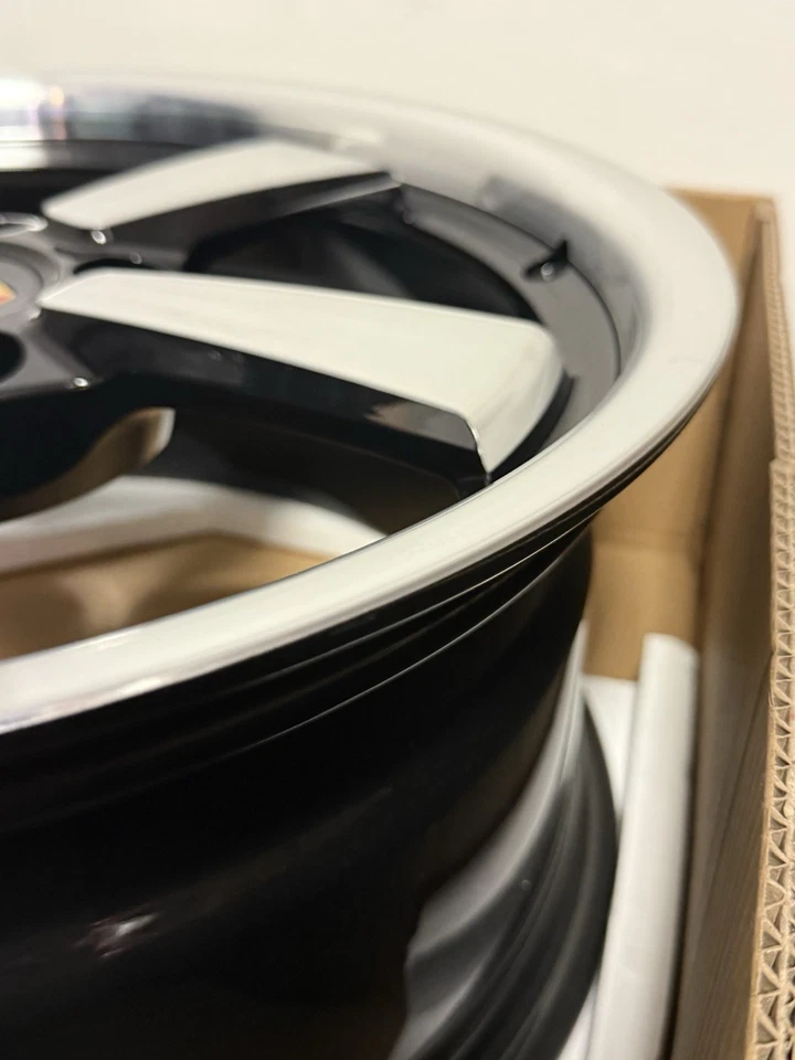 "Ruedas retro personalizadas de aluminio de 18"" asimétricas para Porsche 911 y Boxster" Foto 3 de 4