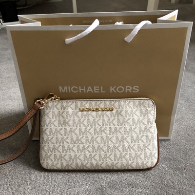 mk small wristlet