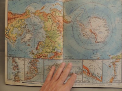 古本 ディルケ世界地図帳Diercke Weltatlas Westermann ディルケ世界地図帳DIERCKE WELTATLAS westermann - メルカリ