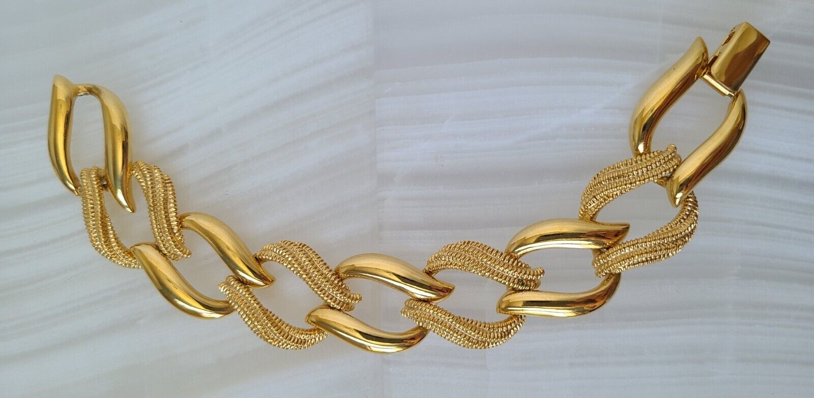 Vintage 1980's- 90's Napier Gold Tone Links Brace… - image 1