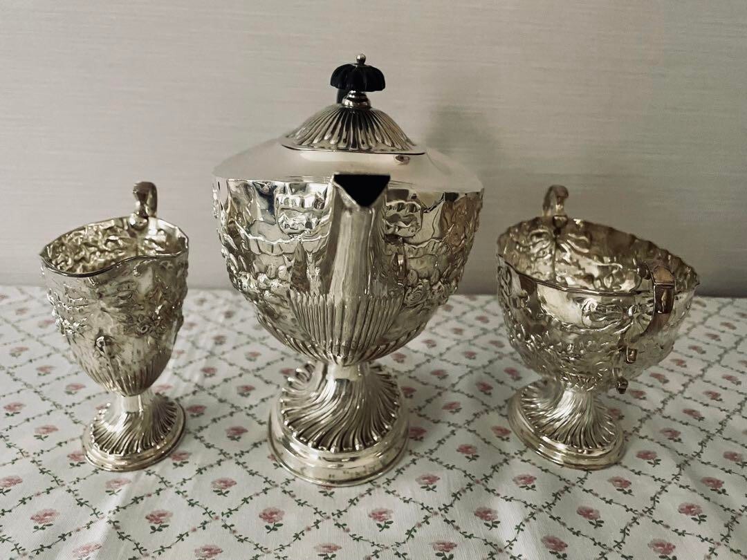 Victorian Ribbon Rose Garland James Deakin & Sons Sterling