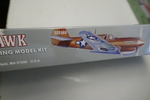 Guillows Authentic Scale 27 7/8th Wings Span P-40 Warhawk 405LC Balsa Flying - Picture 12 of 24