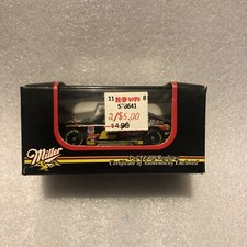Revell 1996 Rusty Wallace 2 Miller Ford Thunderbird 1:64 Diecast
