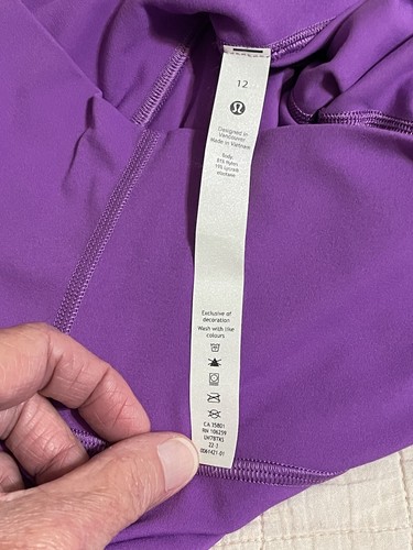 Pantalón Corto Lululemon Atomic Purple Talla 12 Align HR 8" LW7BTKS 22-3 NUEVO SIN ETIQUETAS - Imagen 6 de 8