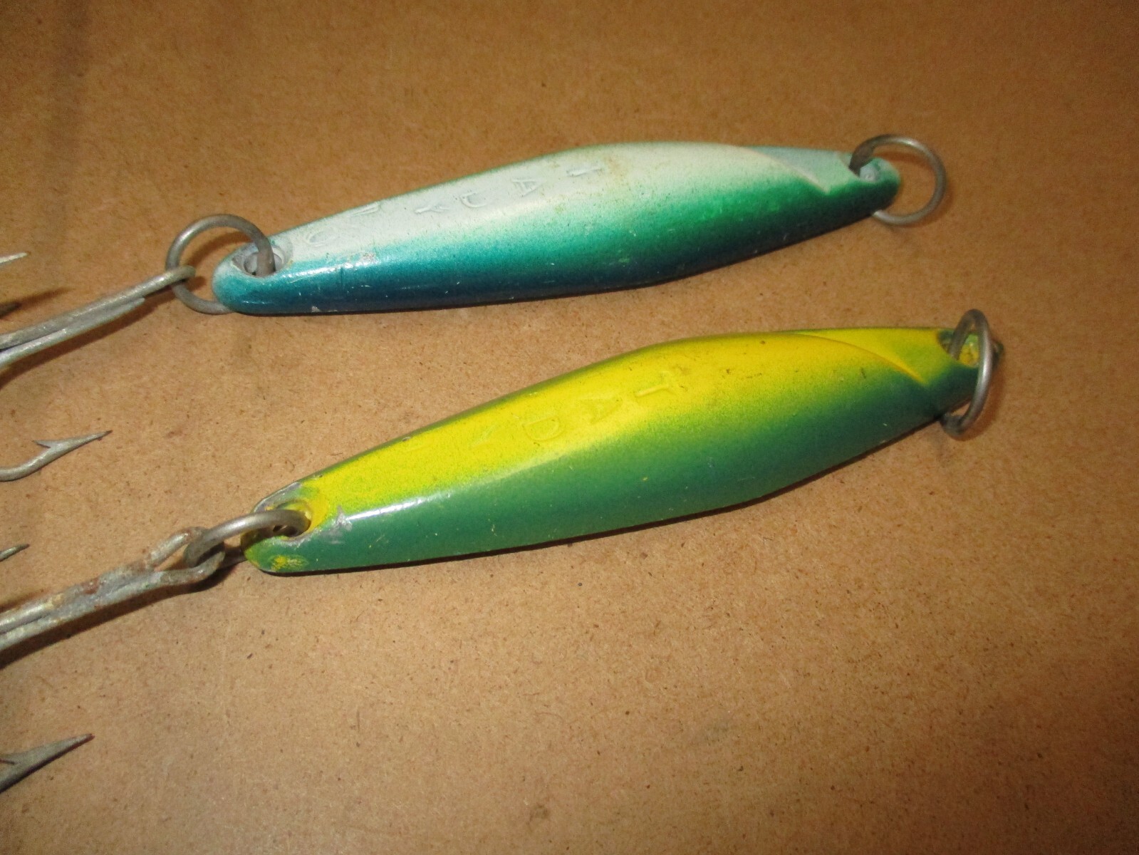 VINTAGE TUNA LURE ** TADY 1/0 SURFACE JIGS SET OF 2 JIGS 2.1 oz