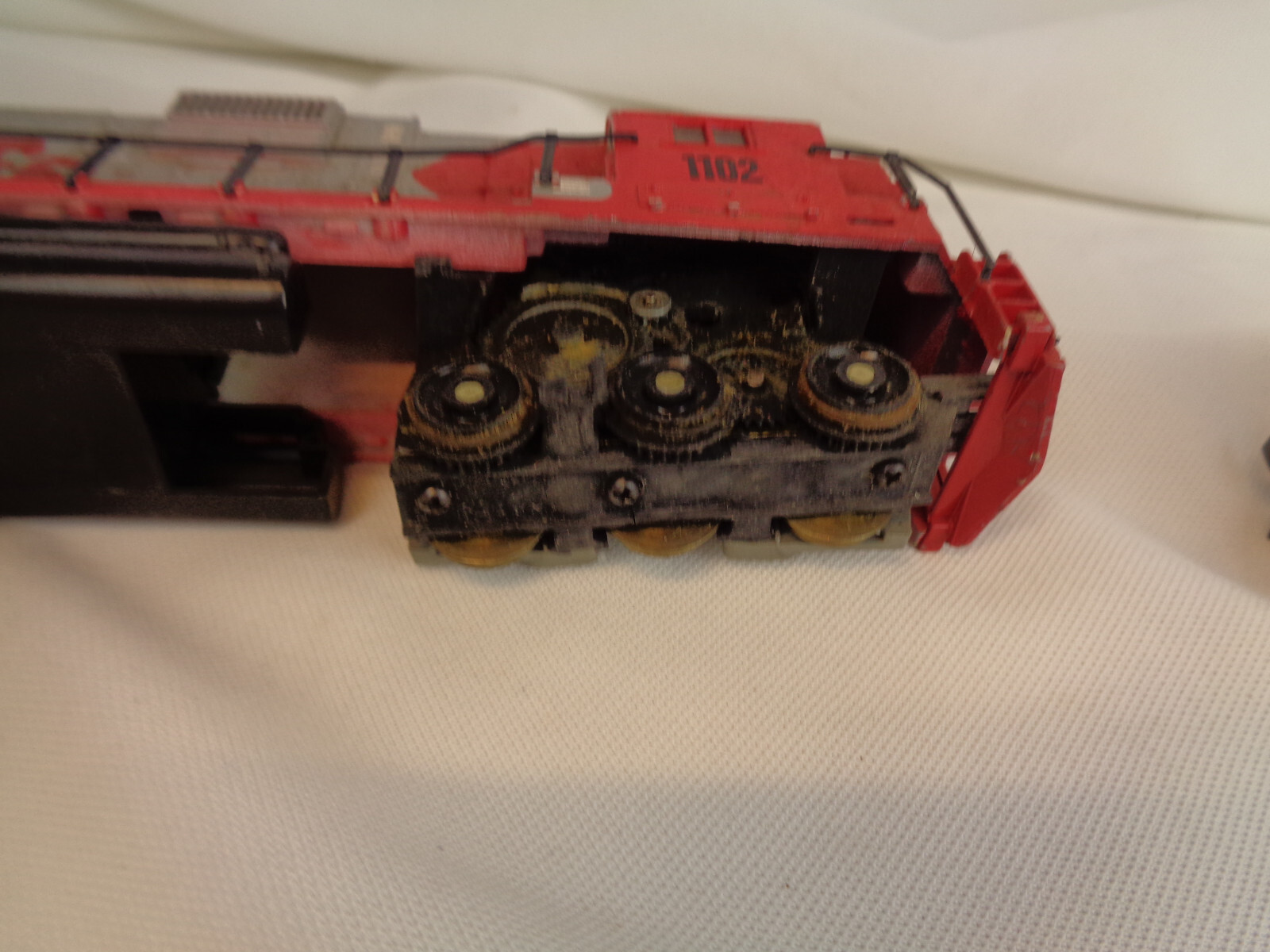 Tyco Santa Fe 1102 Railroad Train Set Ho Scale Engine, Caboose, Ralston