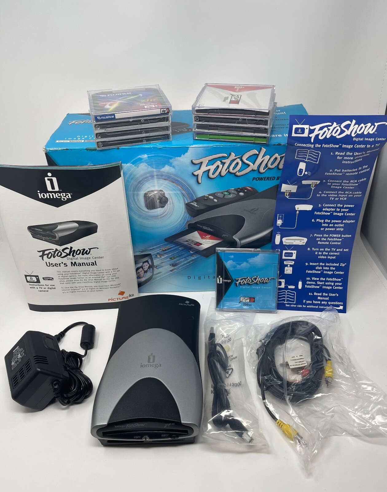 iOmega FotoShow Digital Image Center ZIP 250 w/ Remote Cables, Disks