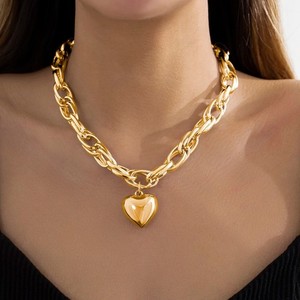 Authentic 18K Gold plated Zara Chunky love heart necklace large links chain pendant