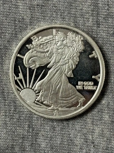 1/2 Troy Oz .999 Fine Silver Walking Liberty Style Round | Bullion