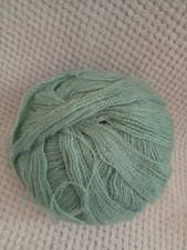 1 Pelote Verte (155g) en Parfait état