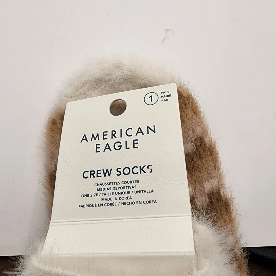 Meias American Eagle Fuzzy 1 par tripulação novas com etiquetas - Imagem 3 de 4