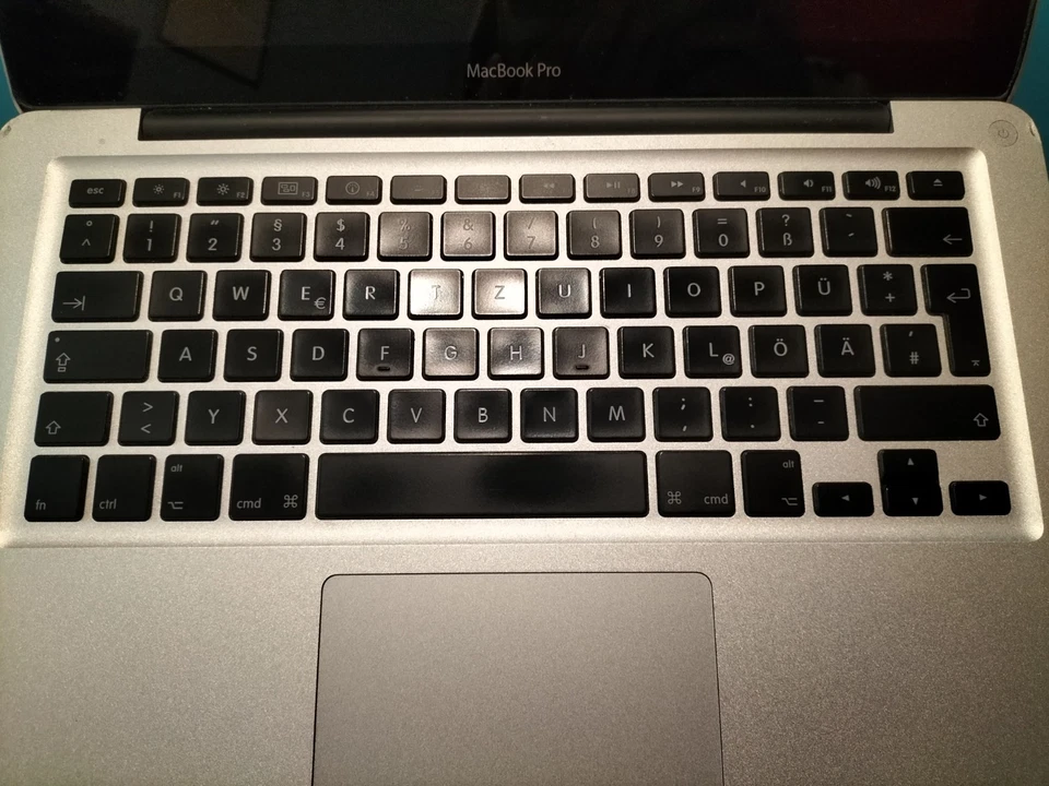 Apple MacBook Pro 8,1 13" (2011) Unibody, defekt/ungeprüft, Silber Bastler - Bild 4 von 4