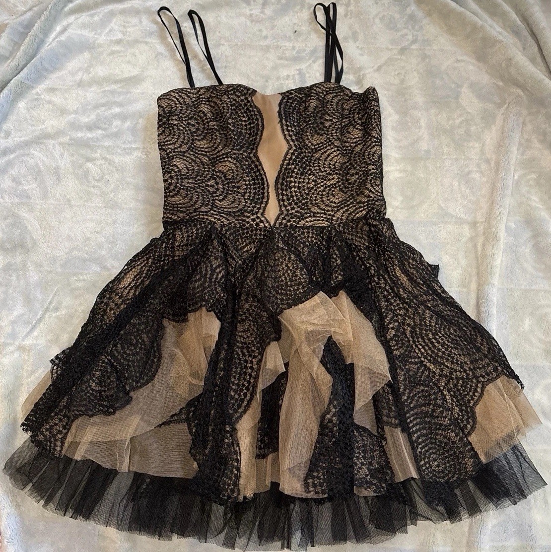 bcbgmaxazria lace mini dress BCBGMAXAZRIA Black/Beige Lace Tulle Mini Dress Sweetheart Zip Size 0