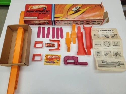 Hot Wheels Stunt Action Set 1967 Vtg Mattel 100% W/ Orange Cougar