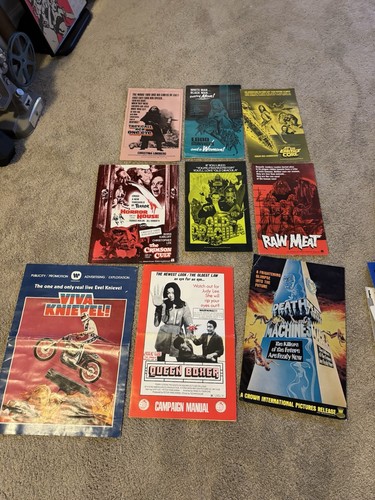 Huge Lot Of 24 Original Horror &Sci-fi Film Pressbooks! - Picture 2 of 8