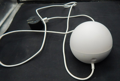 WHITE AMAZON ECHO SMART GLOW LAMP MODEL  S7RN5S