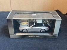 MiniChamps Mercedes-Benz SL 2001 Silver 1/43 with Operating Roof [Age 13+]