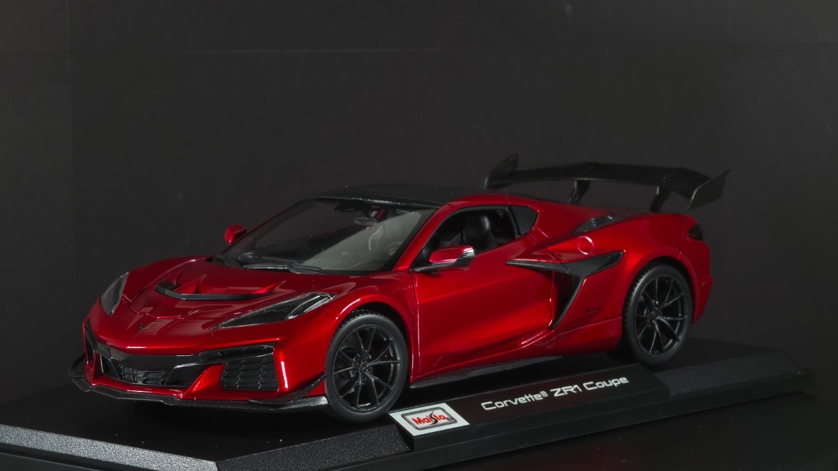 Corvette ZR1 Coupe 1:18 Maisto Exclusive Style Special Edition