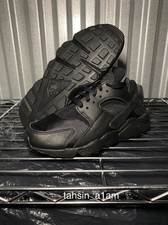 huarache triple black 2021