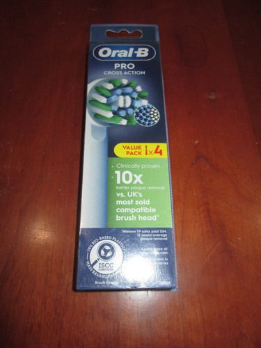 NIP Oral-B Pro Cross Action Replacement Toothbrush Head 4 count - Picture 1 of 2