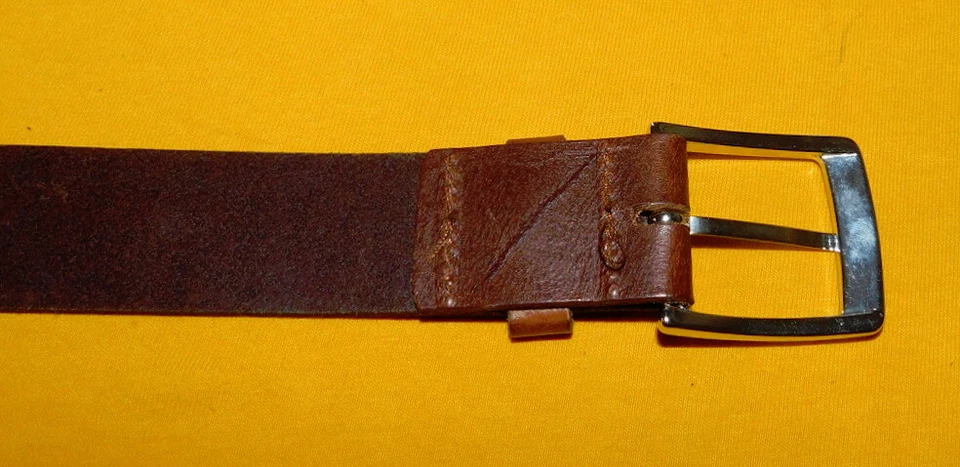 CINTURÓN HOMBRE H&M HECHO EN SUECIA MARRÓN CLARO CUERO GENUINO TALLA 32/80cm.. Foto 3 de 4