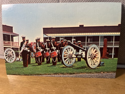 #ad Postcard From Maryland Marines And Cannon At Fort Mchenry National Monument $3.00