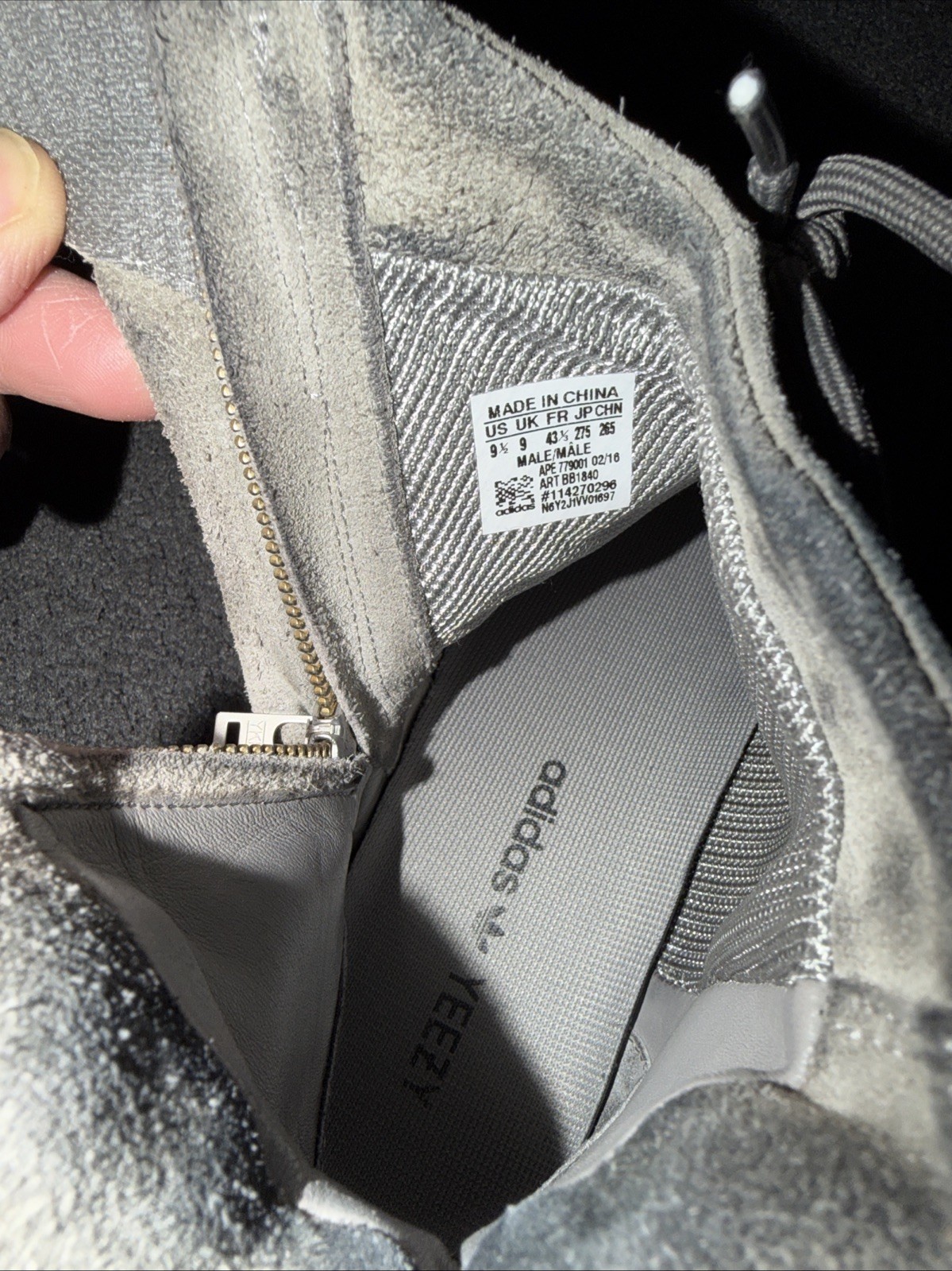 Adidas Yeezy 750 Grey Gum 9.5 thumbnail 2