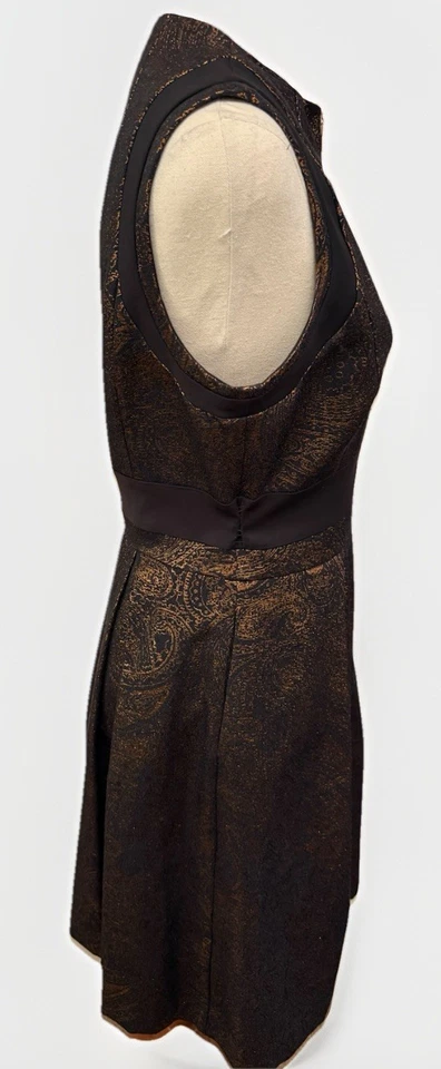 Gorgeous Cue Black Dress With Rose Gold Metallic Paisley Print-Workwear-Comfy-10 - image 4 of 4