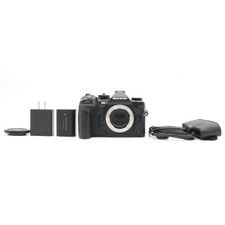 OM SYSTEM OM-1 Mark II Mirrorless Camera Body Shutter Count 15576 [Near Mint]