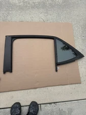 DOOR WINDOW RUN CHANNEL SEAL & GLASS 2019-2024 CHEVROLET EQUINOX REAR LEFT OEM