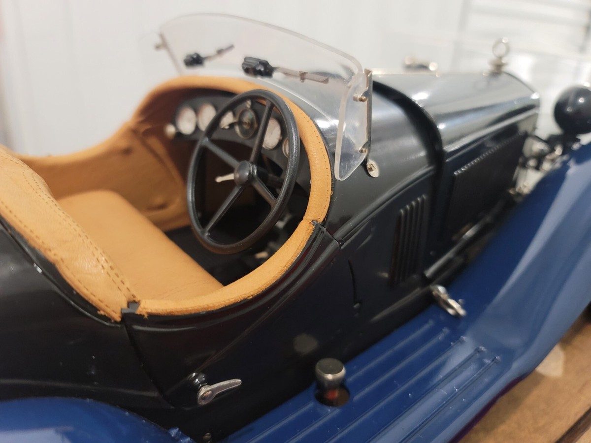 ポケール1/8 アルファロメオ・ POCHER 1/8 Alfa Romeo 8C 2300 MONZA