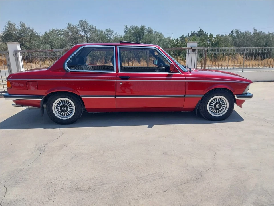 BMW E21 PINSTRIPES DECALS - Image 2 of 4