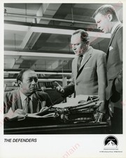 THE DEFENDERS Press Photo 8X10 EG Marshall ROBERT REED Bob BRADY BUNCH