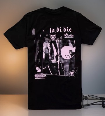 Nessa Barrett La Di Die Skull T-Shirt NEW Tour Concert Large NWT Spider