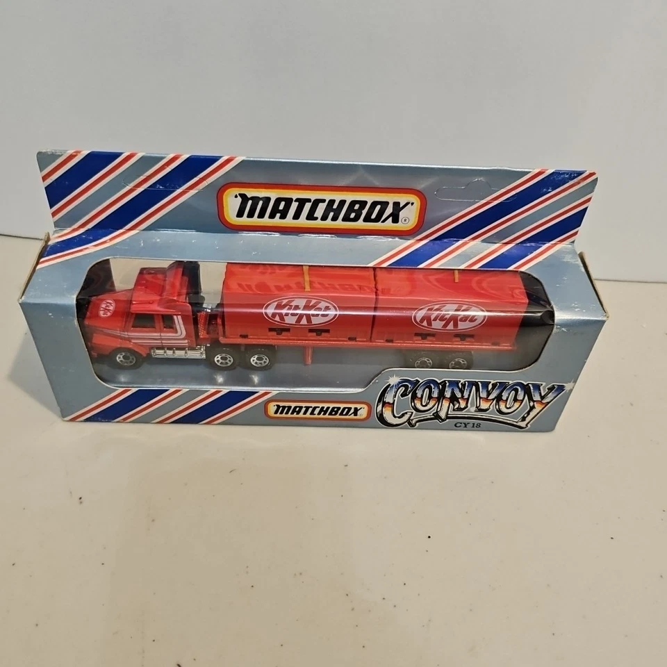 Matchbox Convoy CY18 Scania Kit-Kat Double Container Truck - Image 2 of 4