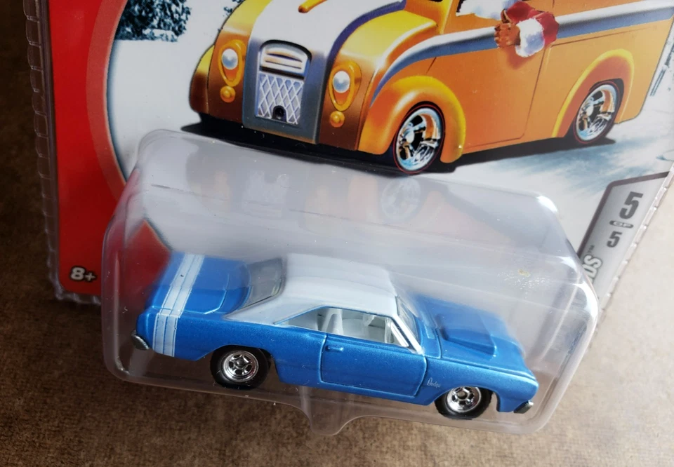 Dodge Dart Hot Wheels '68 azul #05/05 2006 Holiday Rods 1:64 edición limitada pilotos reales Foto 4 de 4