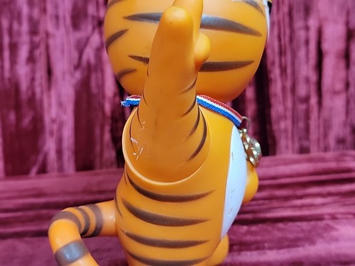 Hodori Tiger 1988 Seol Olympic Mascot Figurine PVC Flocking Figure 5.5" Korea - Picture 15 of 19