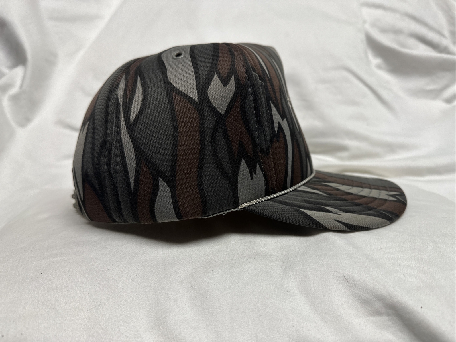 Vintage 80s 90s San Sun Tall Pines Resort Lake Lawrence Foam SnapBack Camo Hat