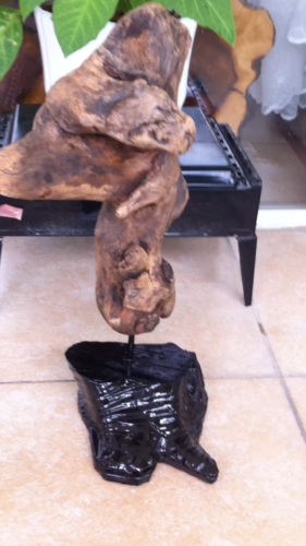 Scultura rustica in legno alla deriva, arte in legno naturale, scultura in legno unica, regalo per mamma - Video 1 di 1