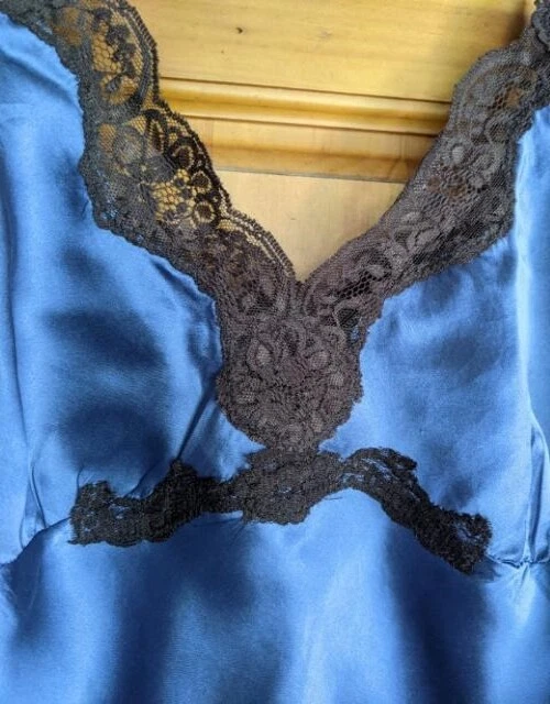 Sunny Leigh Blue& Brown Camisole Top 100% Silk w/ Lace Trim Petite Small Women's - Image 4 of 4