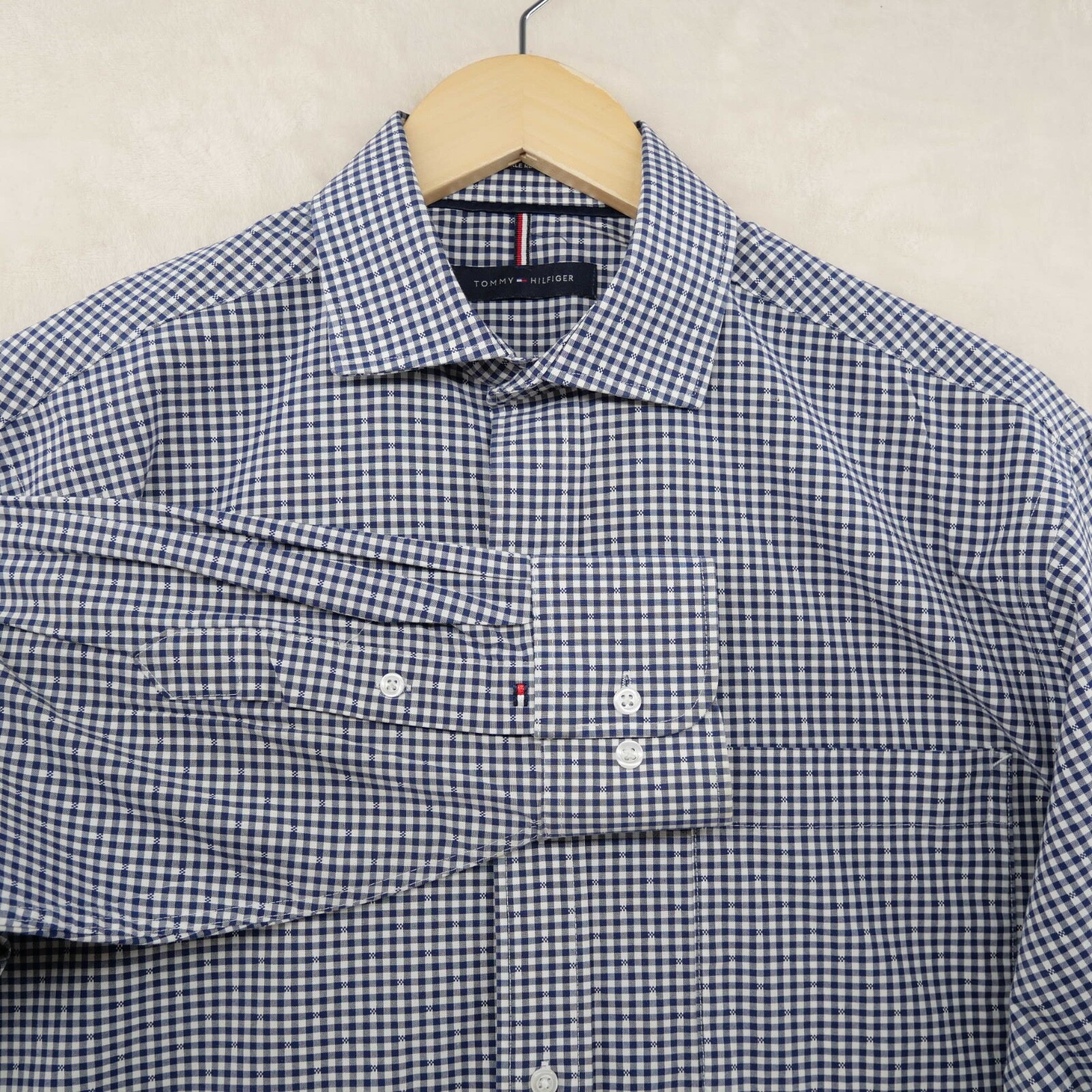 Tommy Hilfiger Wrinkle Resistant Men's Size 15.5-32/33 Check Stretch Dress Shirt thumbnail 4