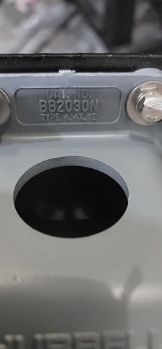Hubbell HBL430B7W lec Pin And Sleeve Inlet, 30A, 480V, 15 Hp, BB2030N, PC3430 - Picture 7 of 11