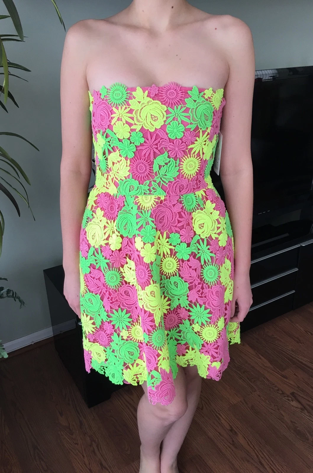 Abito vestito sexy cocktail pizzo floreale nuovo VALENTINO Guipure taglia 38 2 4 $6.685