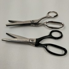 Vintage Deluxe Kleencut Metal Scissors Craft Shears Zig Zag USA Made Lot Of 2