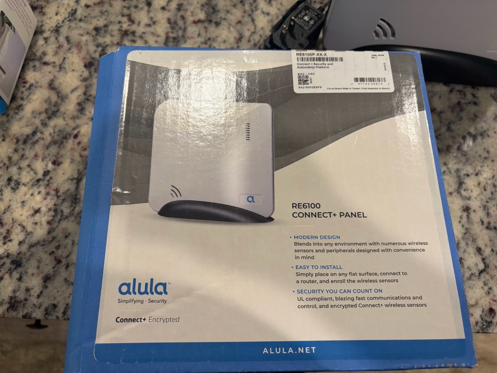 Alula RE6100P-XX-X Connect+ Security and Automation Platform with Power Adapter.