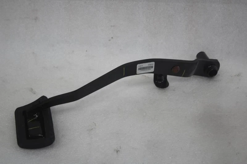 2013 2014 2015 2016 2017 2018 RAM 1500 PEDAL DE FRENO 52122405AC Foto 3 de 4