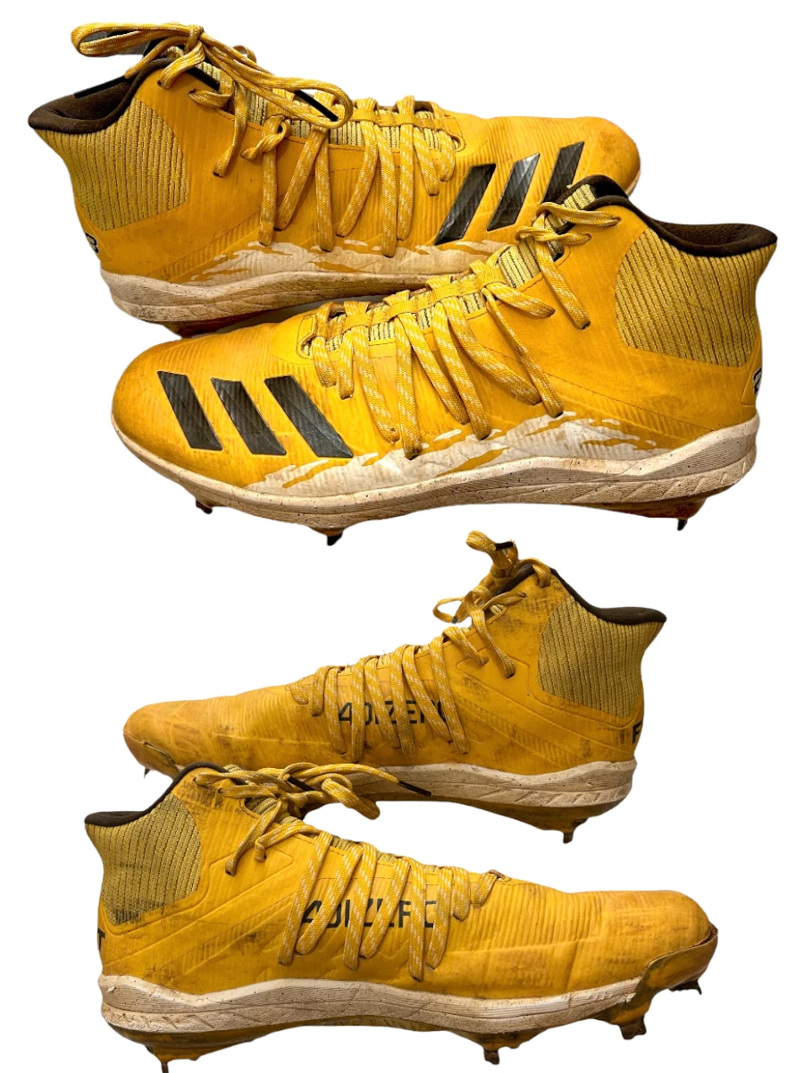 MLB FERNANDO TATIS JR GAME USED YELLOW ADIDAS BASEBALL CLEATS WITH PROOF  RARE